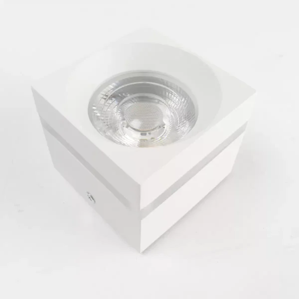 تركيب انارة ظاهري ابيض MANTA XG-CS107-12W WHITE