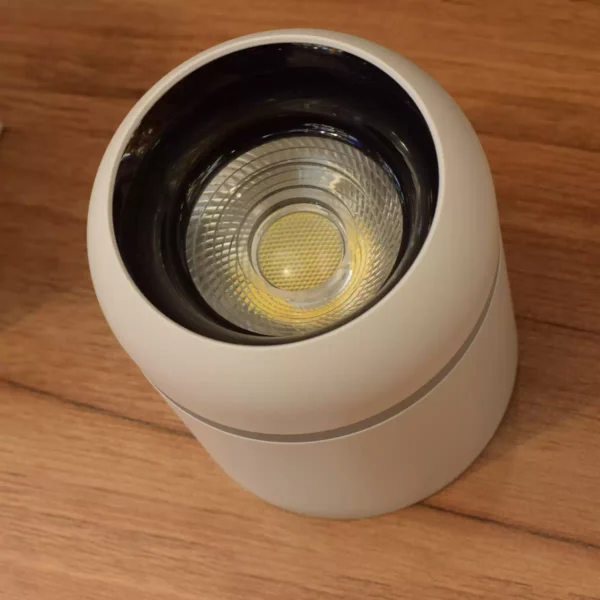 تركيب انارة ظاهري ابيض MANTA XG-CS108-12W WHITE