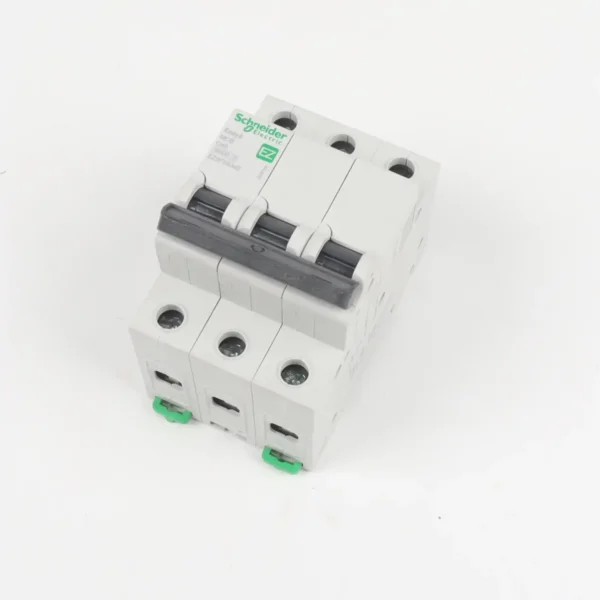 منجر ثلاثي شنايدر EZ9F56325 EASY9 MCB 3P 25A C 6000A 400V MINIATURE schneider