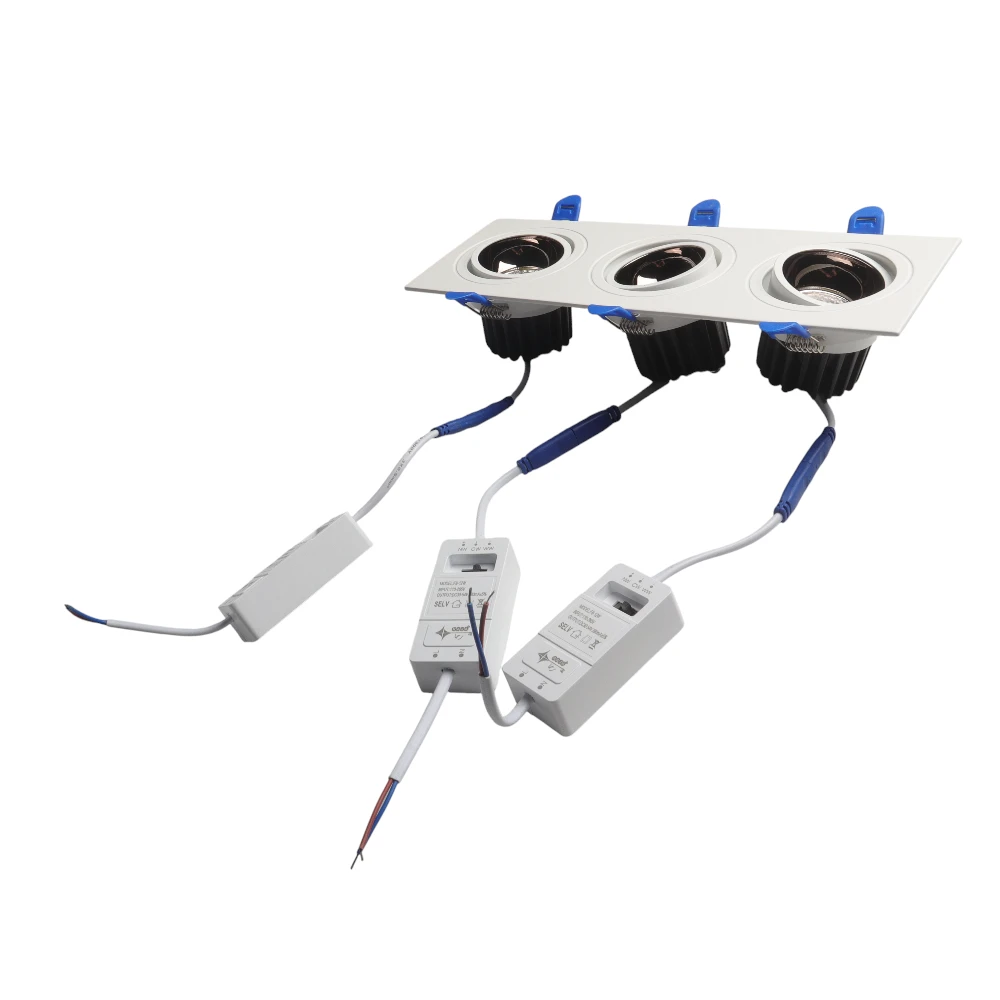 29---11 (3) سبوت لايت مستطيل ثلاثي R726 R.G. CCT WHITE+GUNGREY 3*9W - الصورة 1