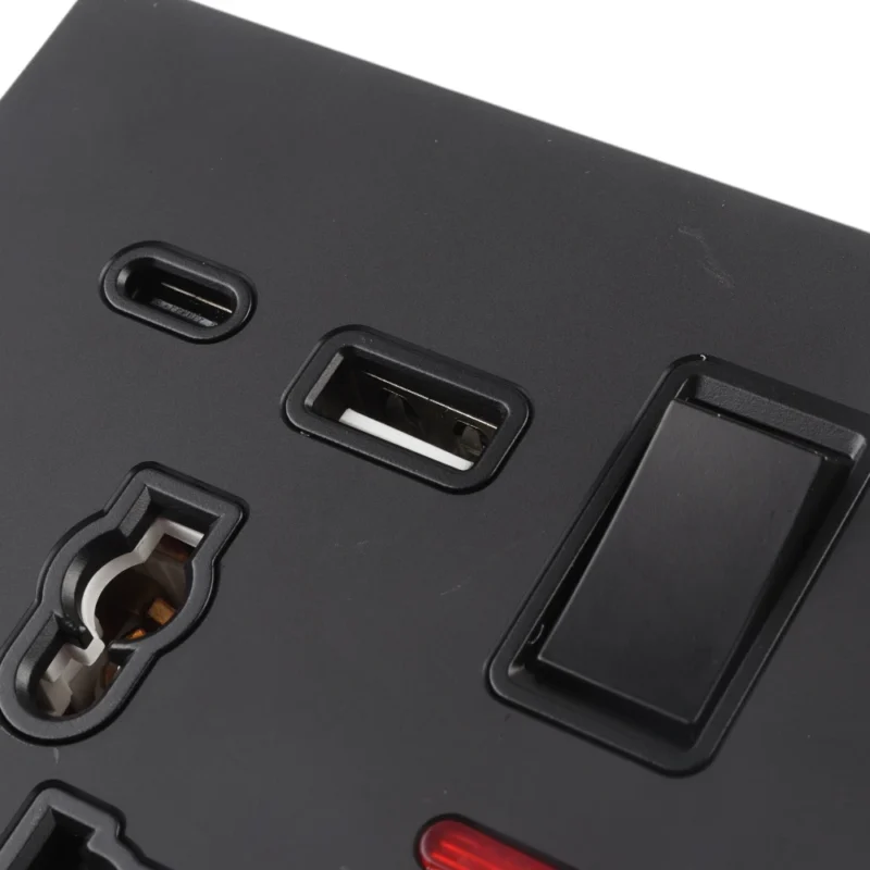⁦سويج بلك مع شاحن هاتف اسود ML -C5- BLACK USB+TYBE C بدون ضمان⁩ - الصورة ⁦3⁩